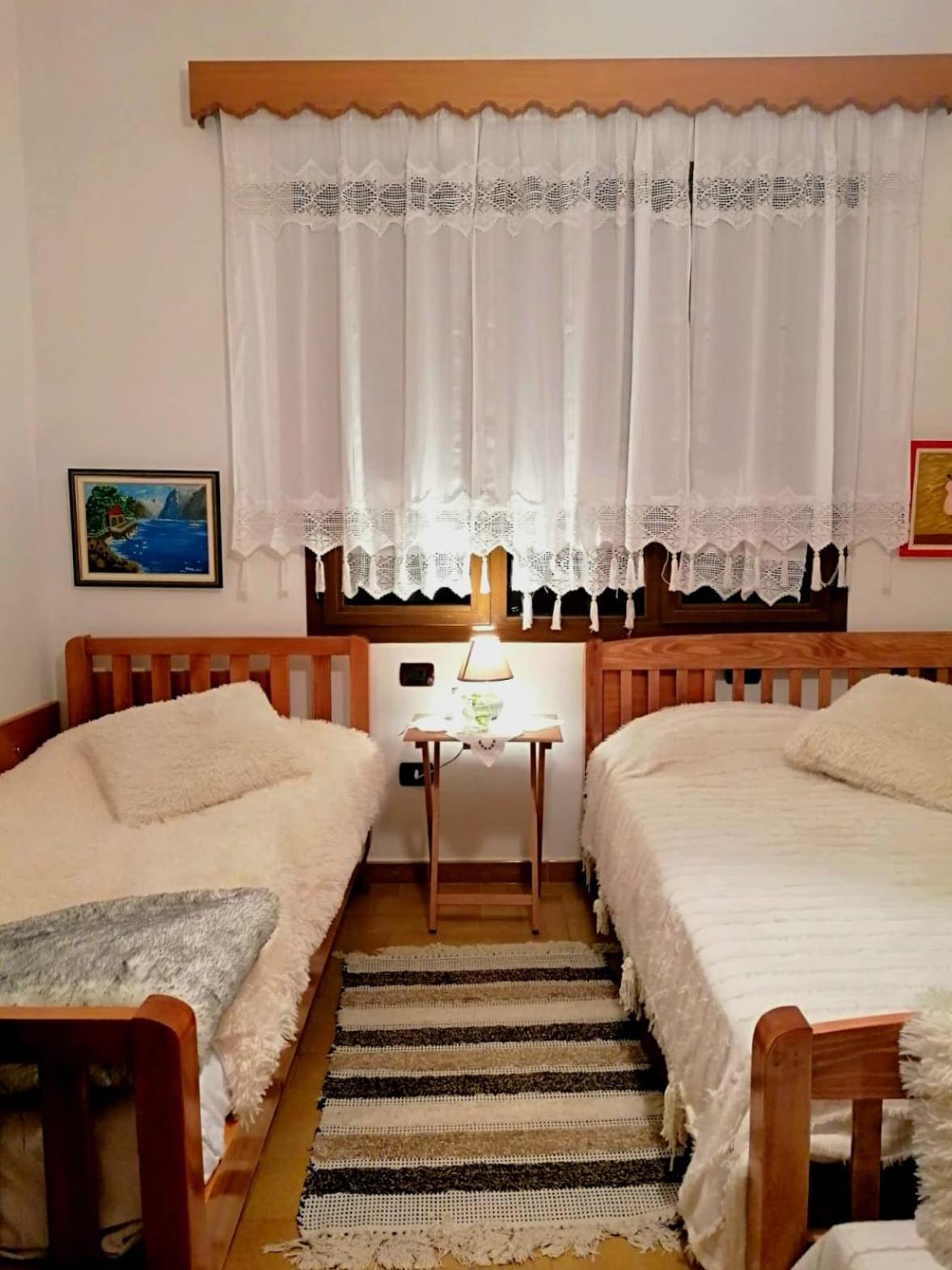 Guest Room Near Historical Center Vlorë エクステリア 写真